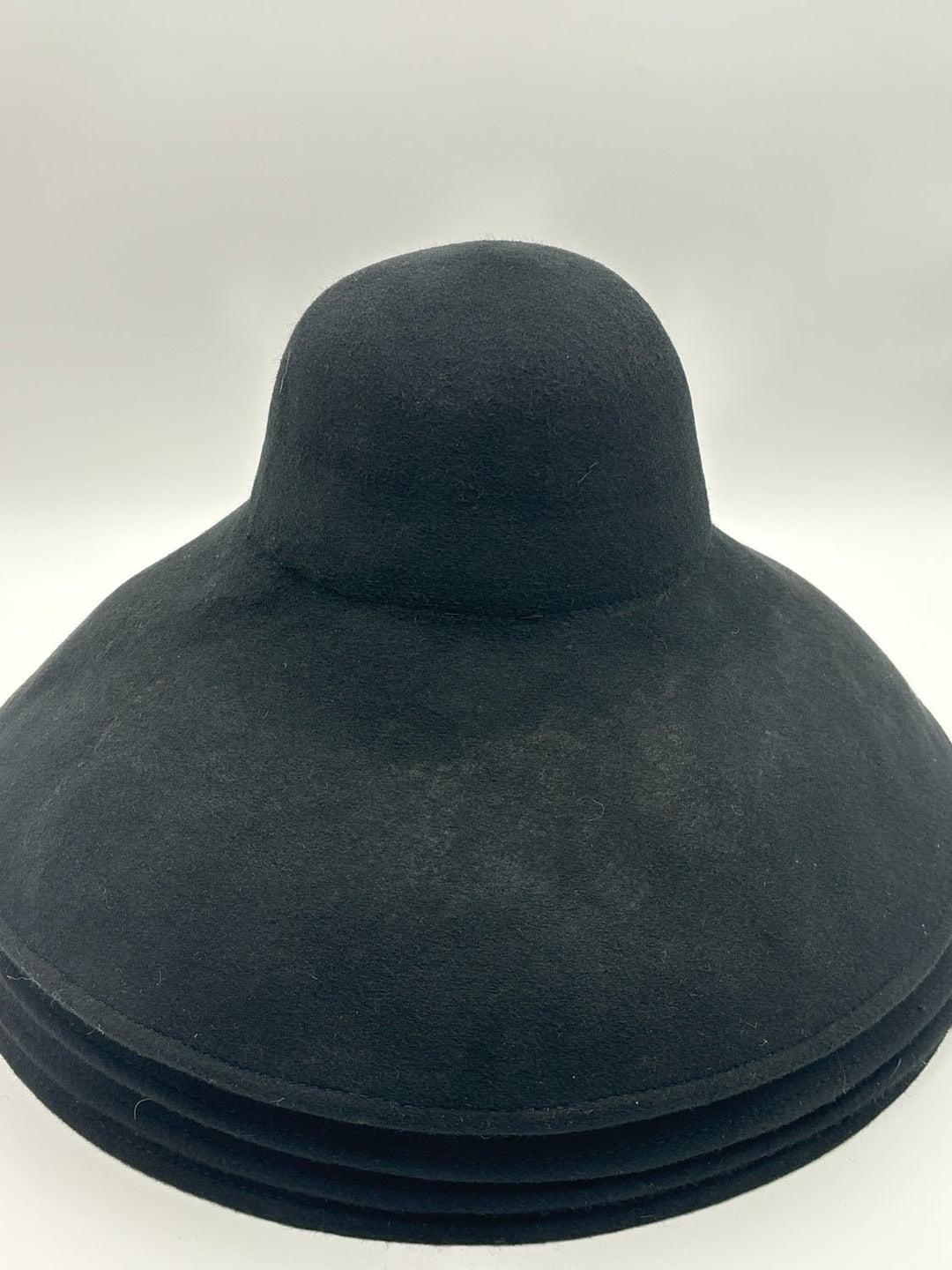 Holly Oversized Wool Hat (Defective) - Utopiat