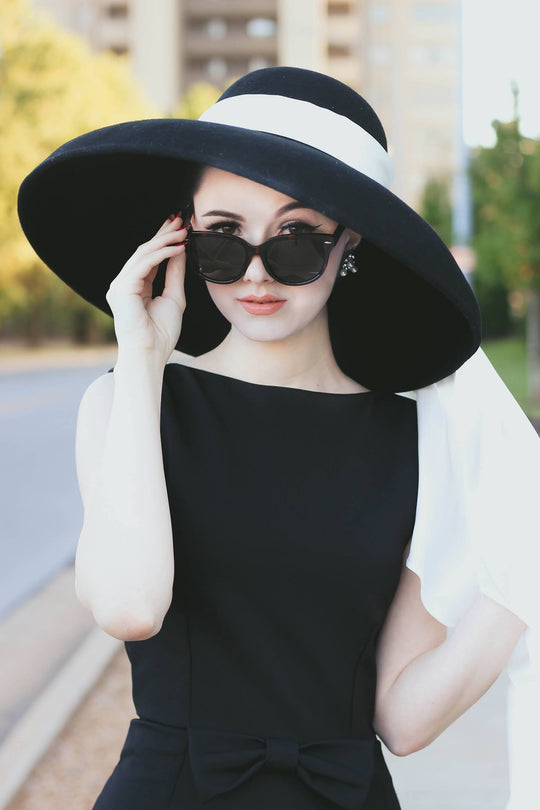 Holly Iconic Classic Black Dress Costume Set in Cotton Inspired By Audrey Hepburn Costume from Breakfast at Tiffany’s - Utopiat
