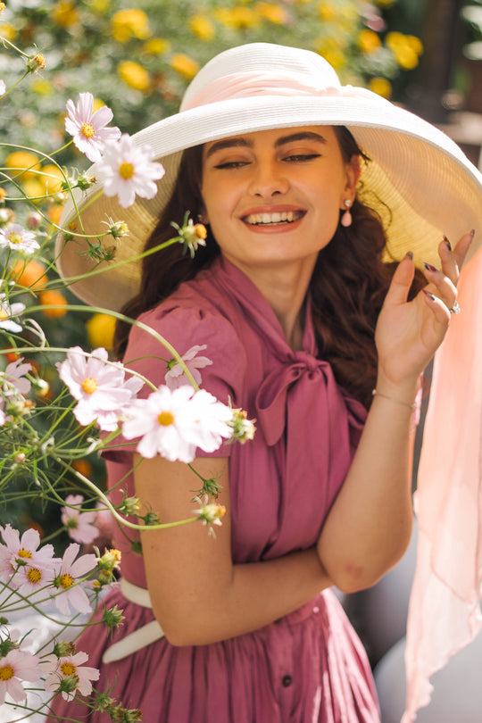 Miu Oversized Holiday White Straw Hat with 100% Silk Chiffon Scarves - Utopiat