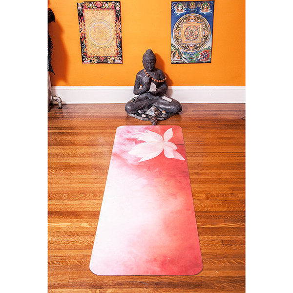 UTOPIAT's Mighty Lotus - the premium eco yoga mat - Utopiat